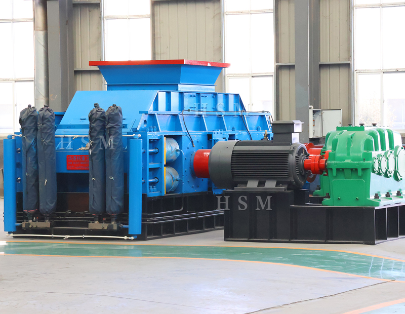 河卵石液壓對輥制砂機(jī) 河卵石液壓對輥制砂機(jī)